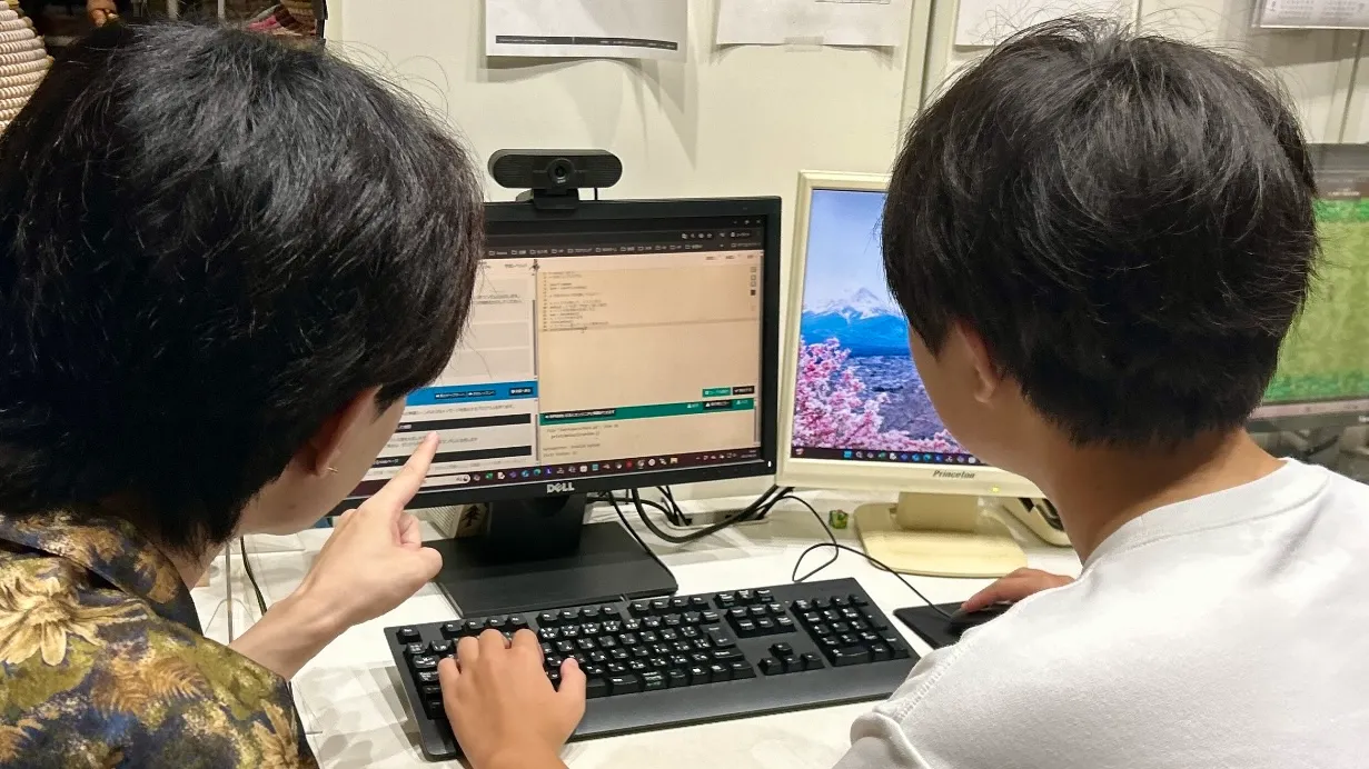プログラミング教室指導風景